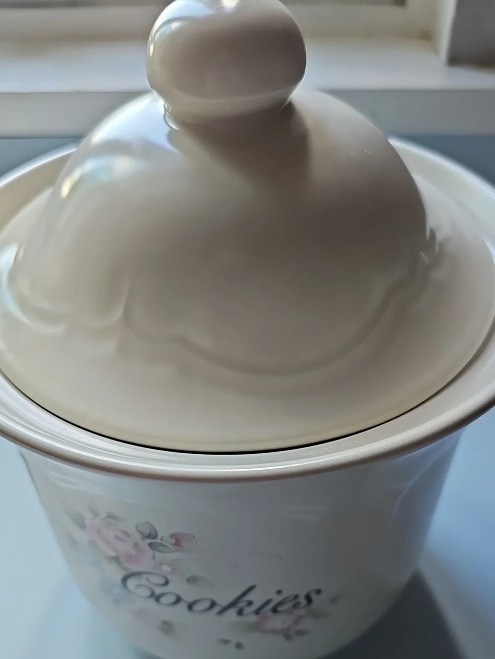 Pfaltzgraff Tea Rose Cookie Jar Canister with Lid 10